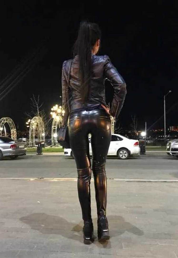 Юна